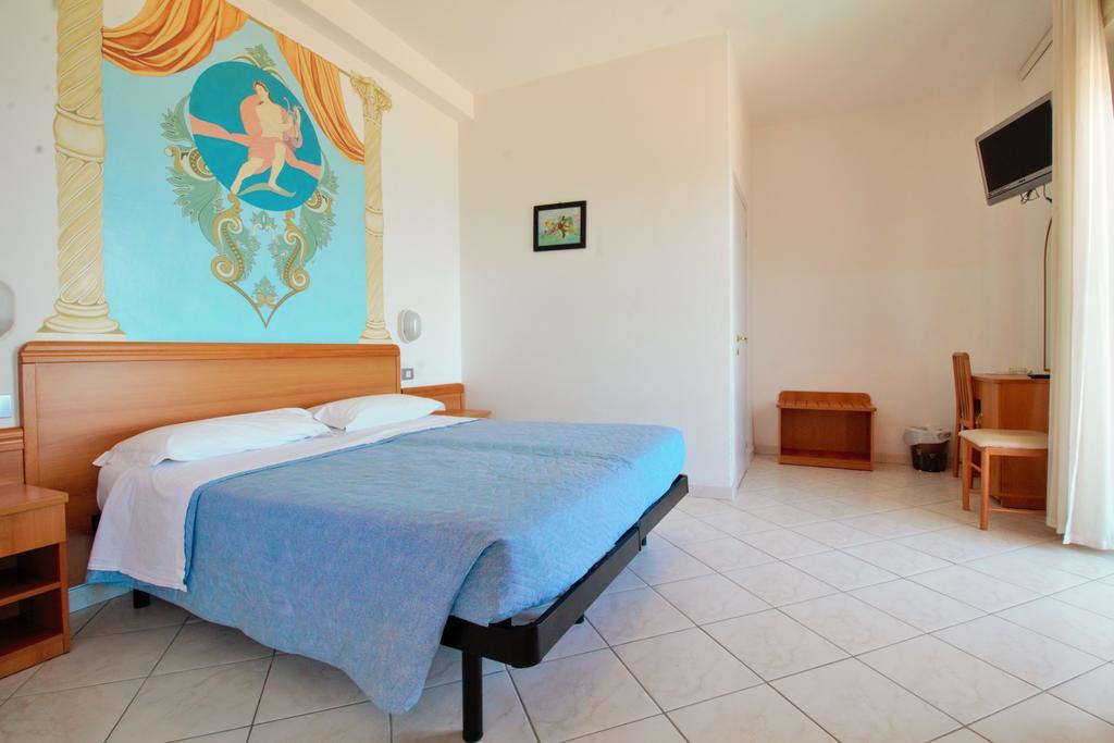 Hotel Casadei Fano Quarto foto